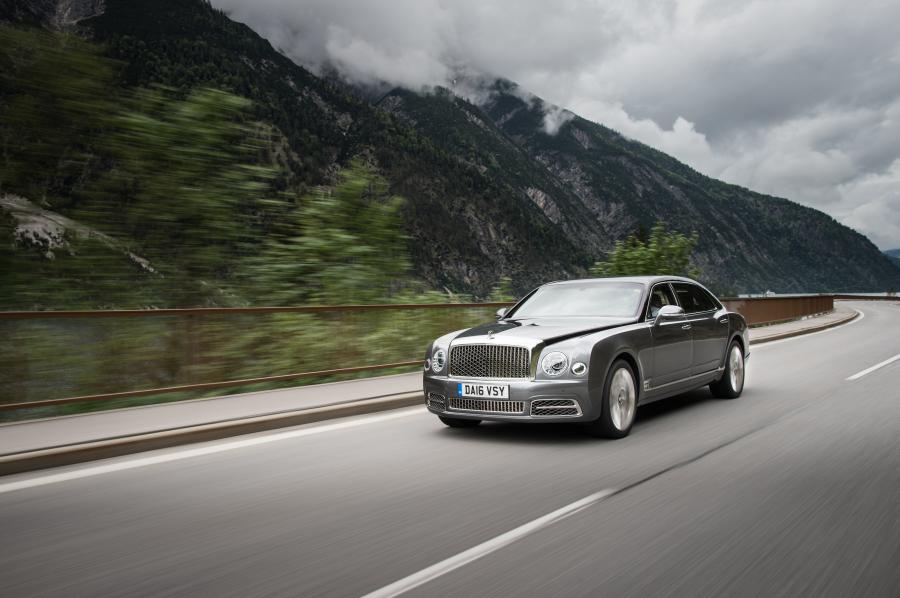  Bentley Mulsanne Extended Wheelbase 2016 года  (фото 1 из 23)